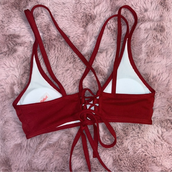Red bikini top. - Picture 2 of 3